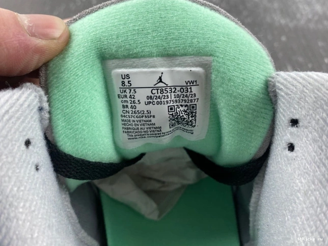 Reps TB 3 Jordan Glow CT8532-031 Air Green 0824